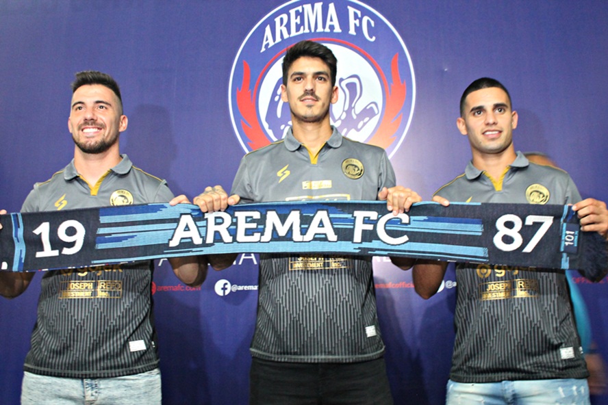 Arema FC Lepas Elias Alderete dan Matias Malvino