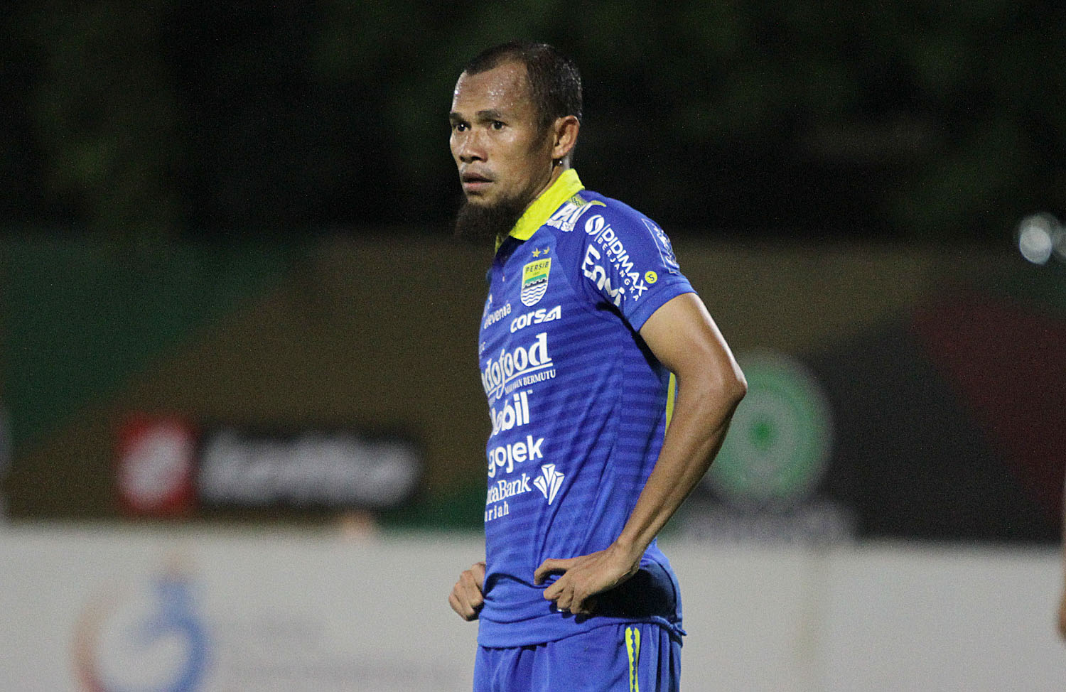 Kapten Persib Bandung Tak Ingin Pusing Pikirkan Liga 1 2020