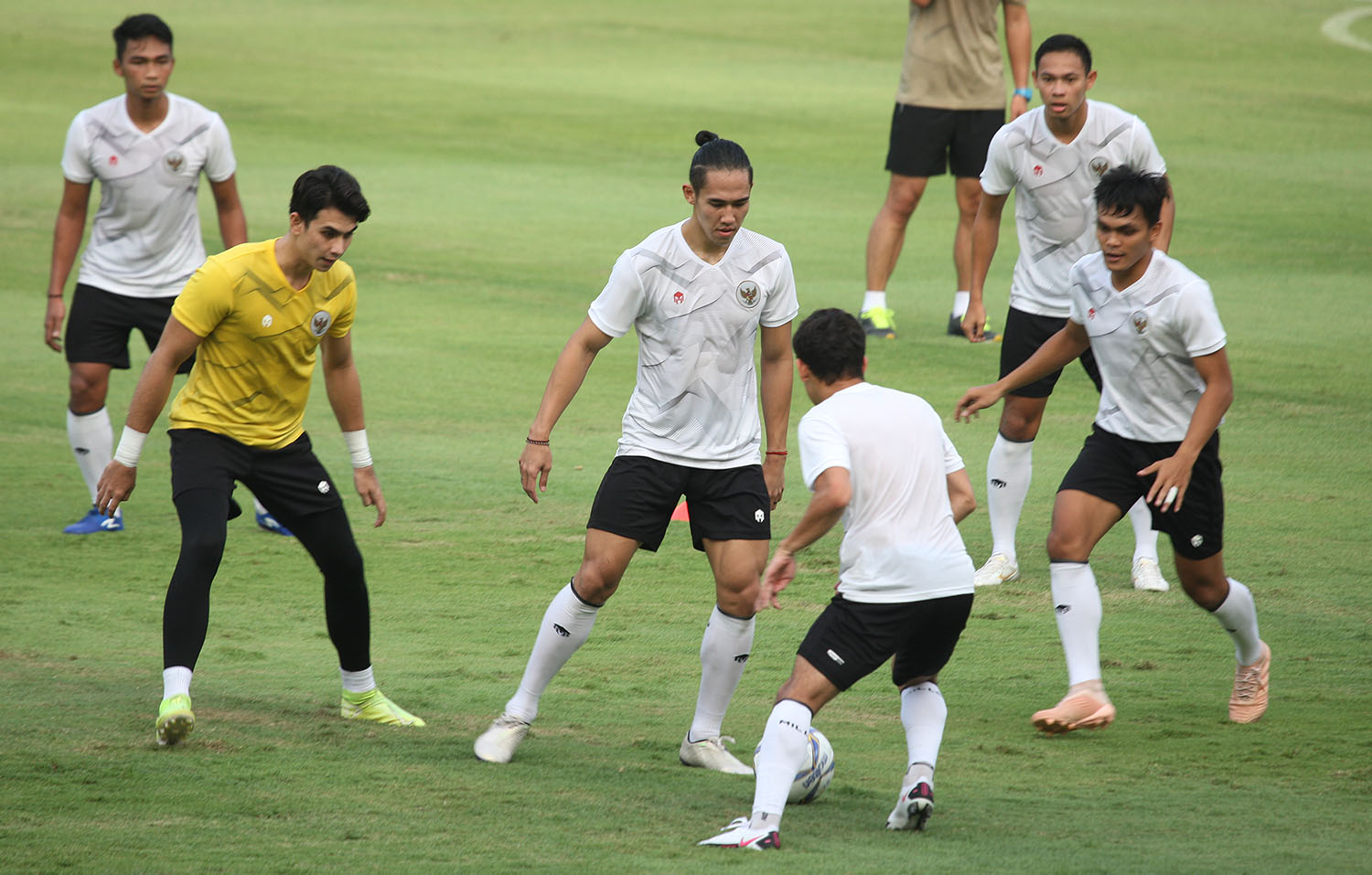 Piala AFF 2022: Main di Lapangan Sintetis, Kiper Timnas Indonesia Prediksi Taktik Filipina