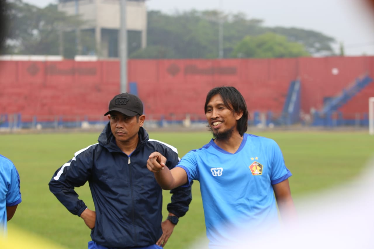 Joko Susilo Turun Jabatan dan Kembali Jadi Pelatih Persik Kediri