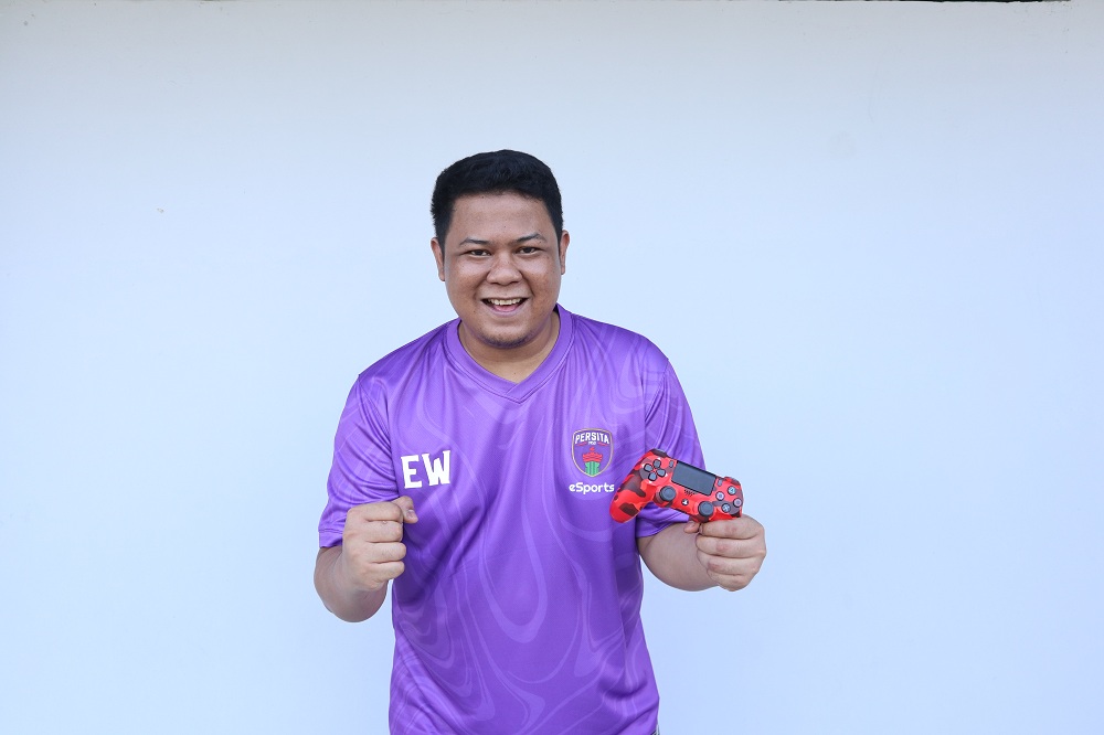 Persita Tangerang Lolos Semifinal IFeL 2020, Haerul ''Elul'' Wibowo Pilih Lawan MU di Puncak