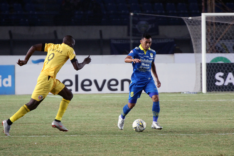 Abdul Aziz Lihat Peluang Unjuk Gigi di Persib dalam Liga 1 yang Tidak Normal