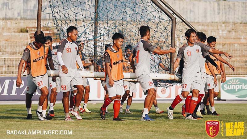 Pemain Diserang Bosan, Badak Lampung FC Bubarkan Tim