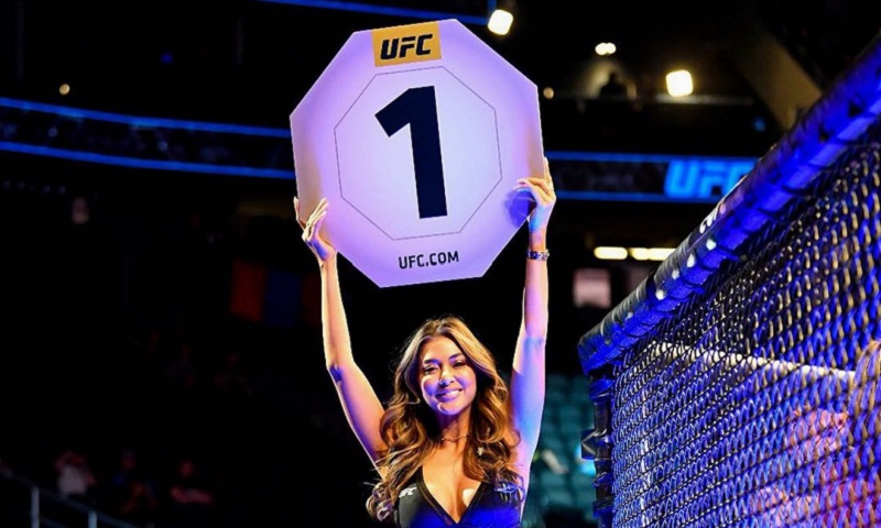 78 Hari Pascamelahirkan, Arianny Celeste Sudah Tampil Sempurna Sebagai Ring Girl UFC