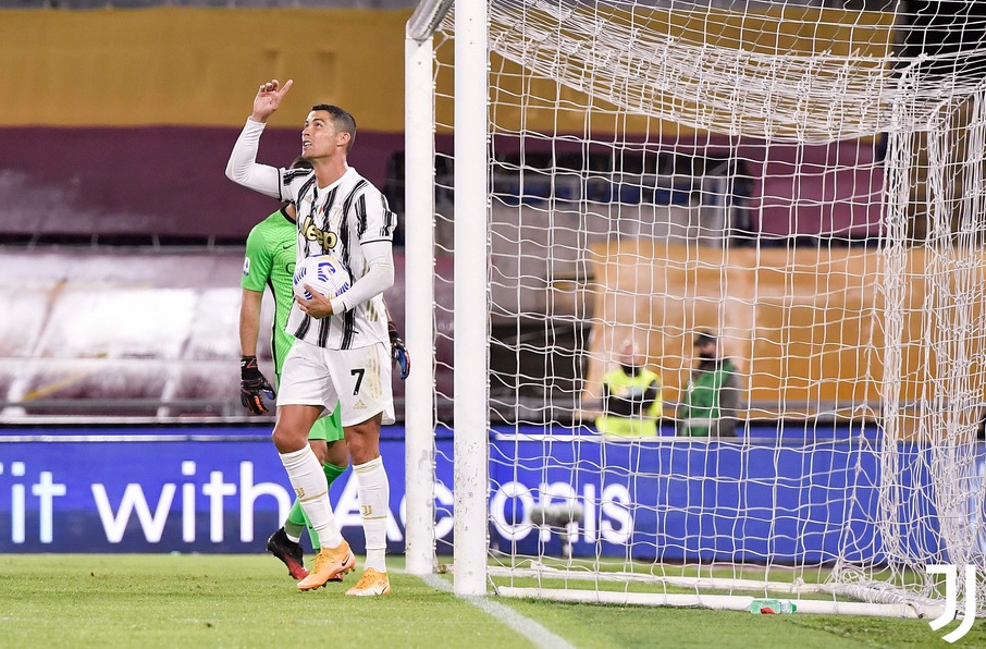 Gelandang Juventus: Cristiano Ronaldo Sosok yang Rendah Hati