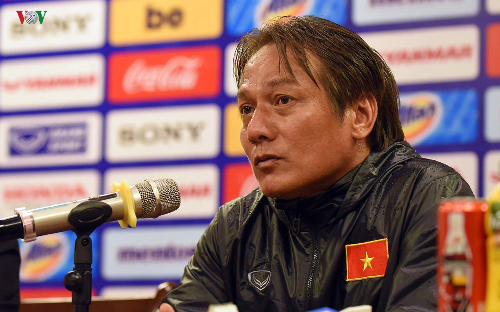 Sepak Bola Vietnam, Pergantian ''Berani'' dan Pelatih asal Korea Selatan Digeser