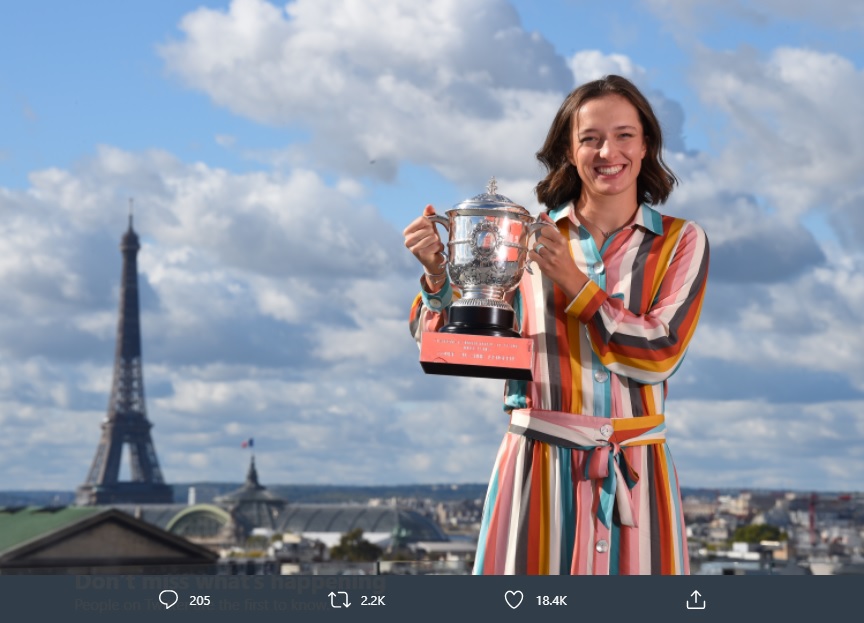 Mendadak Terkenal Usai Juara French Open 2020, Iga Swiatek dapat Dukungan Naomi Osaka