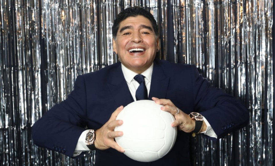 Pesan Whatsapp Terakhir Diego Maradona Dikirim ke Pacar Mantan