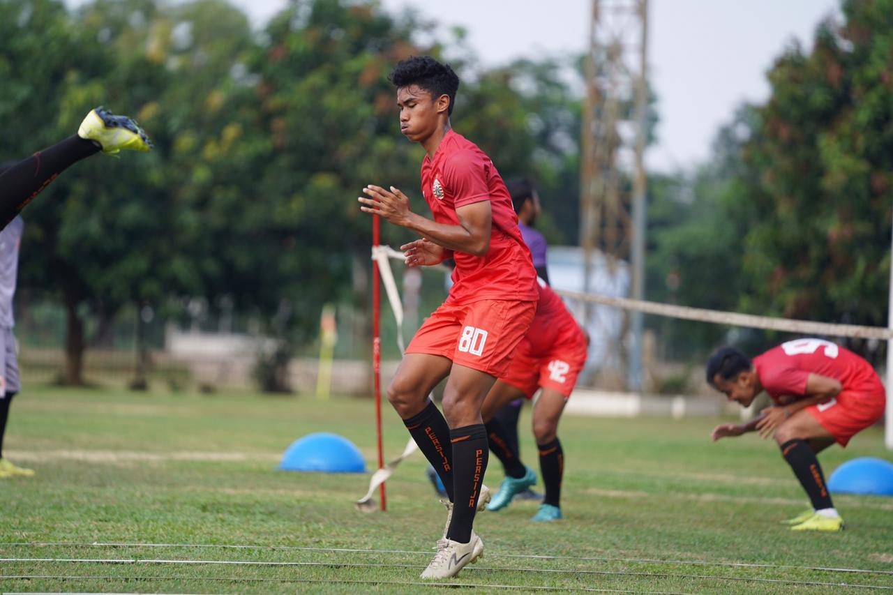 Bek Muda Persija Tak Ingin Buang Kesempatan Promosi di Tim Utama