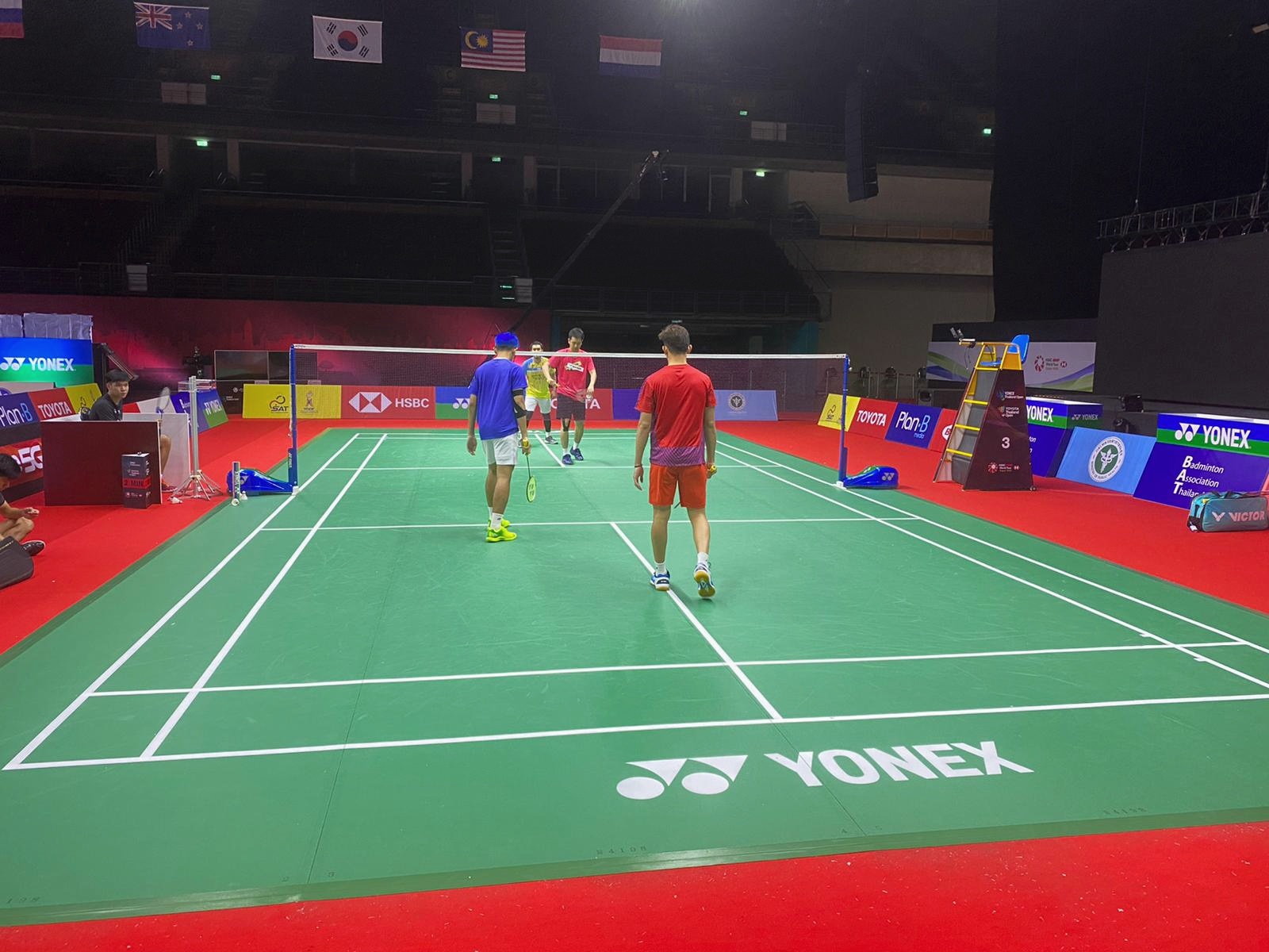 BWF World Tour Leg Asia 2021: Kata Hendra Setiawan soal 2 Perang Saudara di Babak Pertama