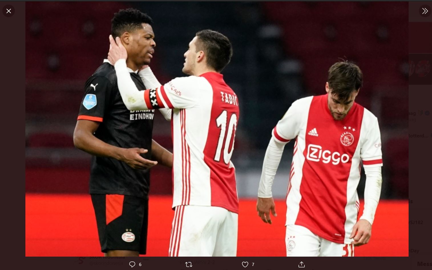 Hasil Ajax vs PSV: Derby De Topper Berakhir Tanpa Pemenang