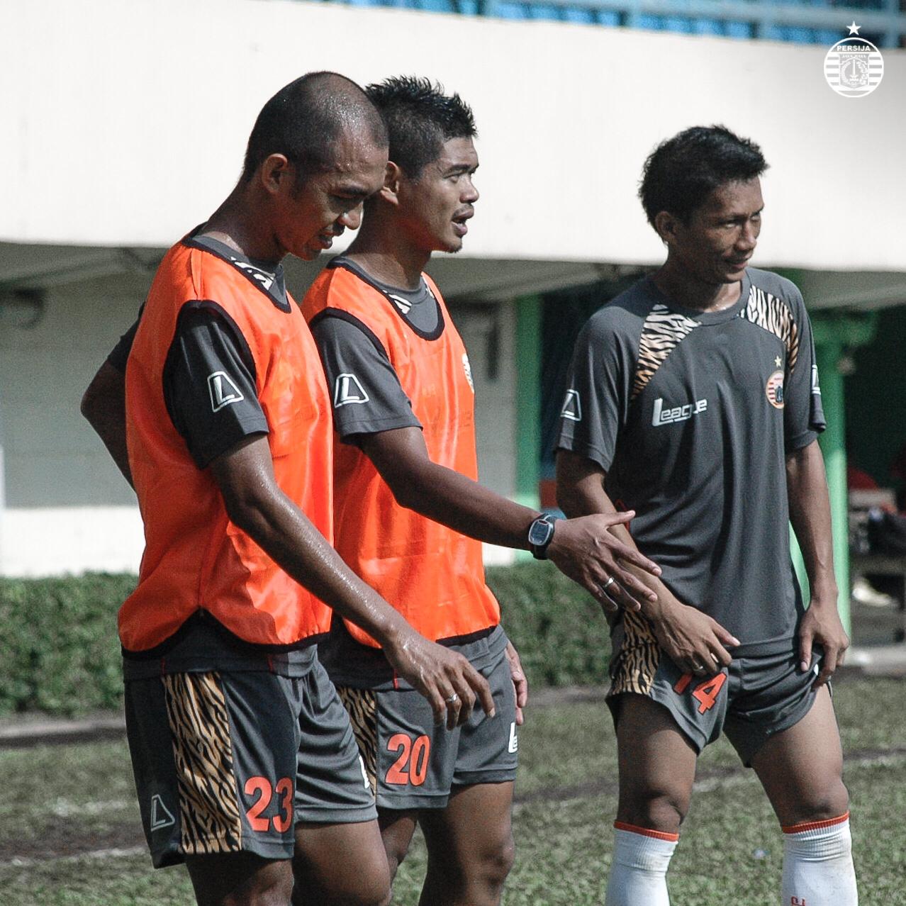 Leo Saputra Dalam Kondisi Kritis, Bek dan Direktur Persija Kirimkan Doa