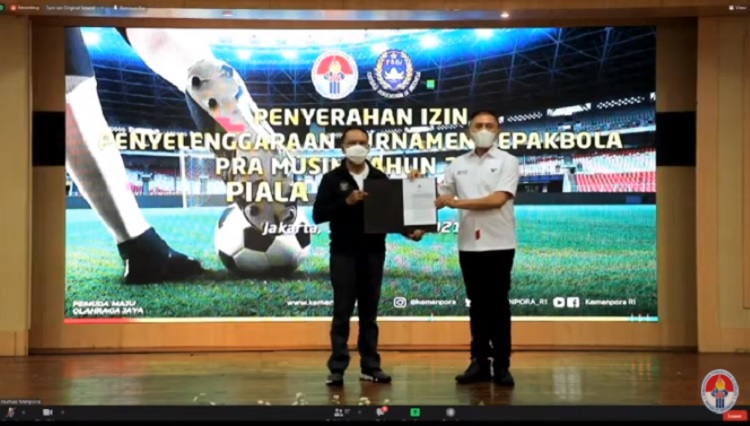 Menpora Resmi Berikan Surat Izin Piala Menpora 2021 ke PSSI