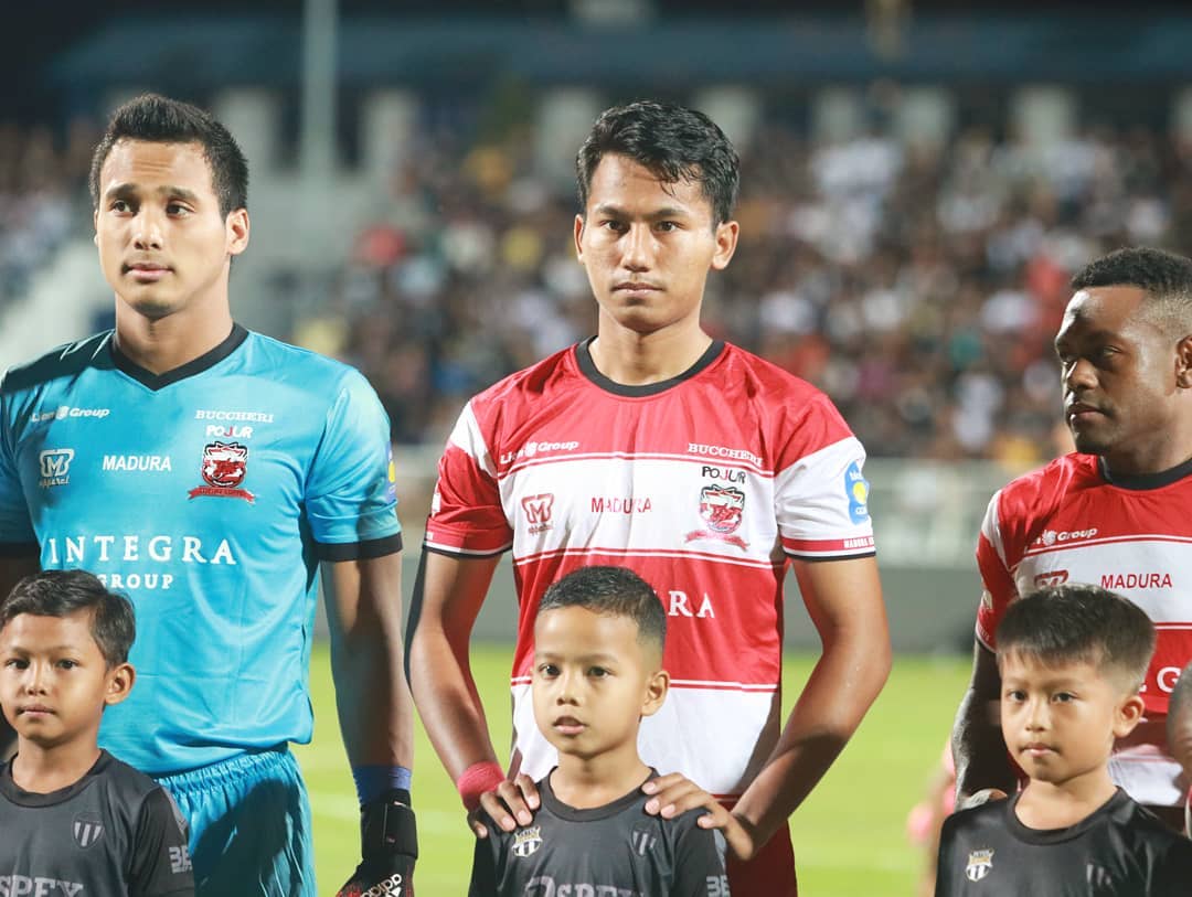 Madura United Kembali Ikat Kontrak Bek Muda Jebolan Timnas U-19 dan U-23 Indonesia