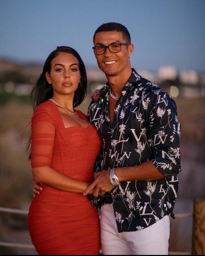 Megahnya Rumah Baru Cristiano Ronaldo dan Georgina Rodriguez di Lisbon