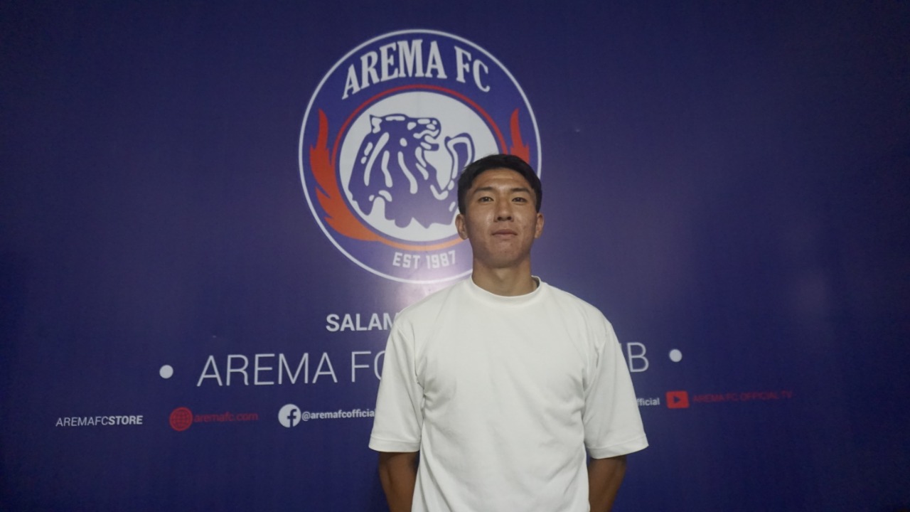 Arema FC Kontrak Pemain Muda Berdarah Jepang dengan Durasi Panjang