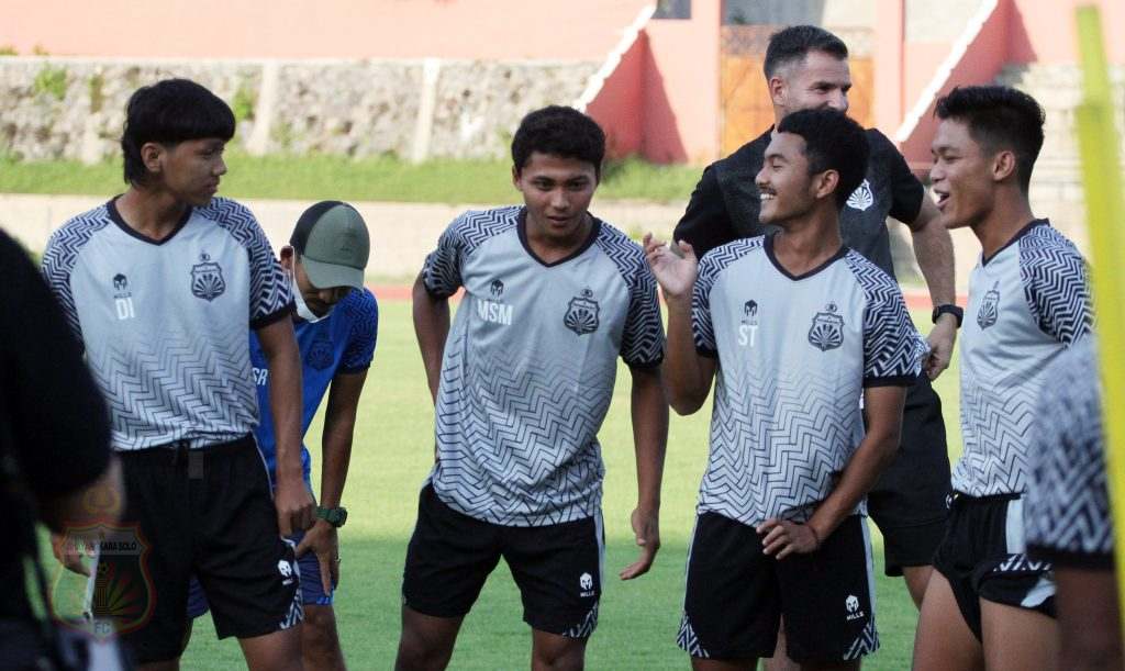 Berlatih dengan Tim Senior, 4 Pemain Muda Bhayangkara Solo FC Diminta Tidak Buang Kesempatan Emas