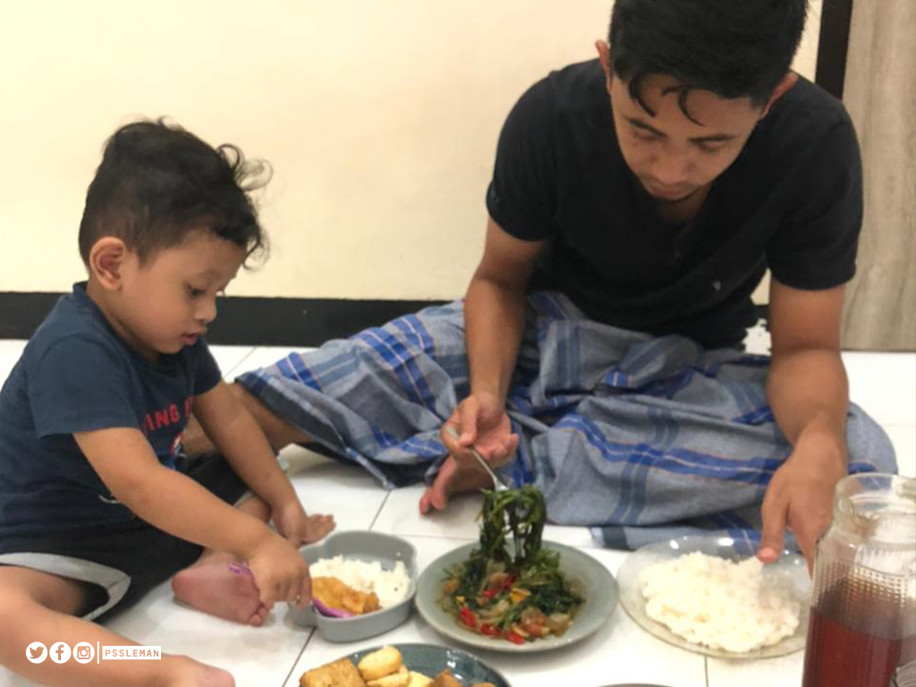 Kapten PSS Lepas Rindu dengan Masakan Istri Usai Berjuang di Piala Menpora 2021