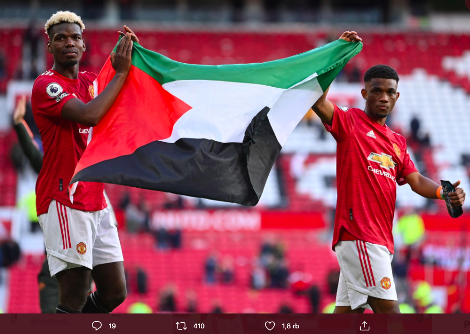 Kata Solskjaer setelah Paul Pogba dan Amad Diallo Kibarkan Bendera Palestina di Old Trafford