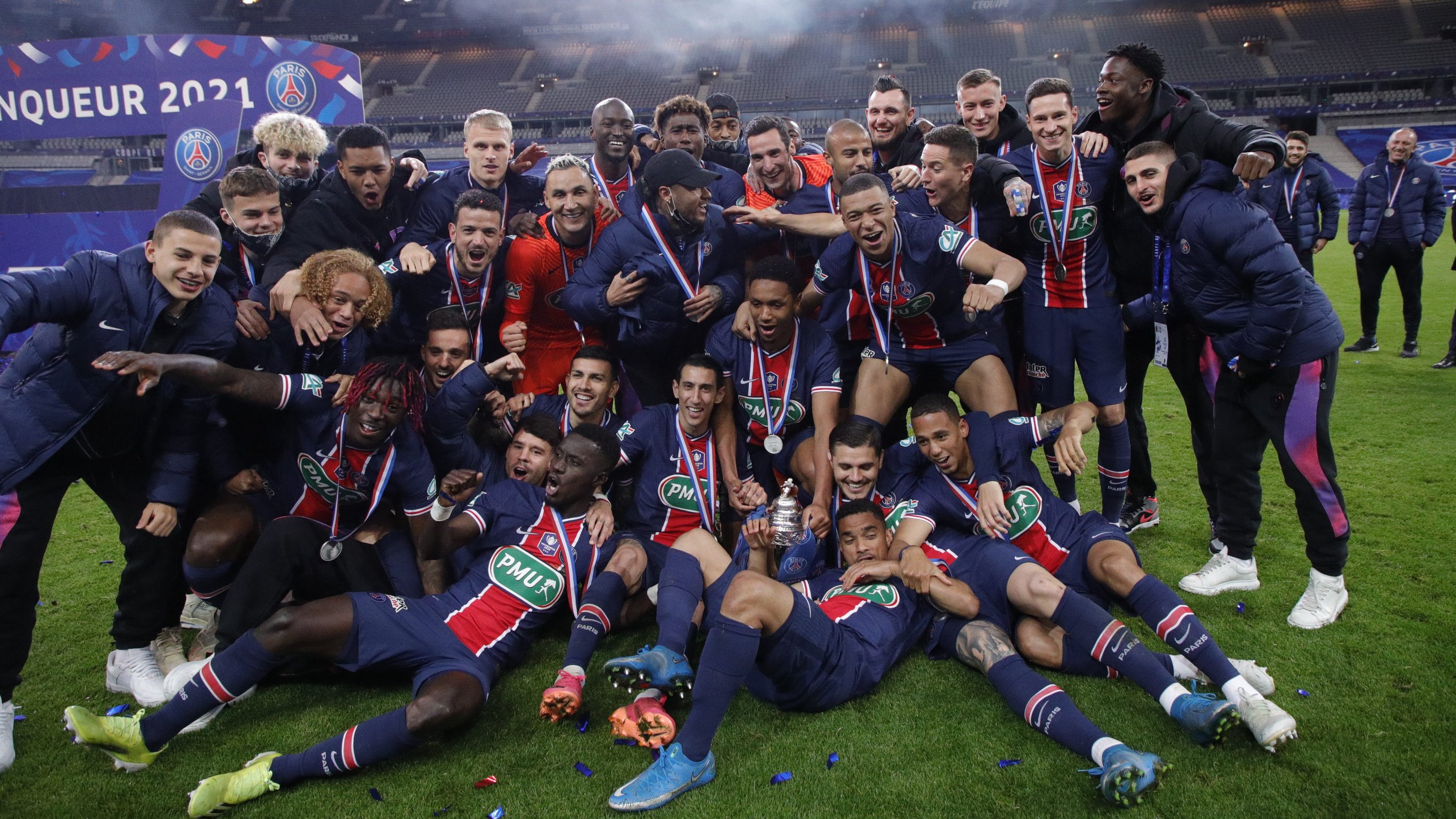 VIDEO: Melihat Lebih Dekat Momen Selebrasi Paris Saint-Germain ketika Juara Piala Prancis