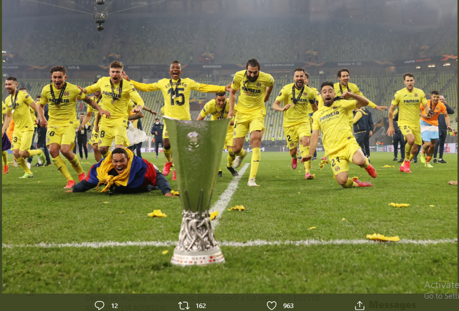 VIDEO: Juara Liga Europa, Villarreal Selebrasi dengan Meluncur dan Gunting Jaring Gawang