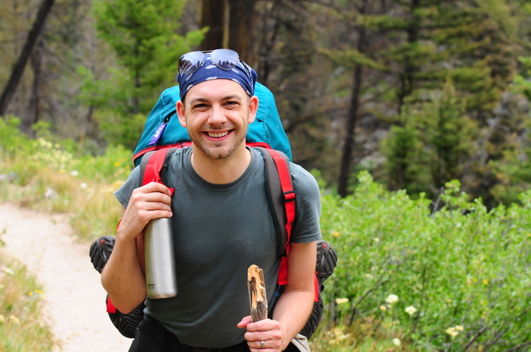 5 Tips Memilih Tas Terbaik untuk Mendaki