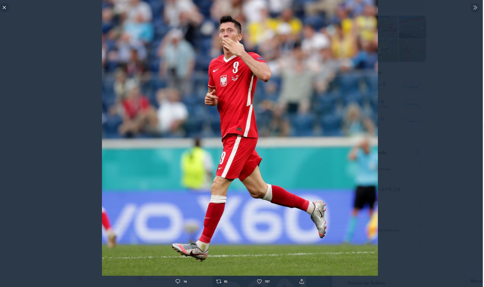 Polandia Terdepak dari Piala Eropa 2020, Robert Lewandowski Catat Sejarah
