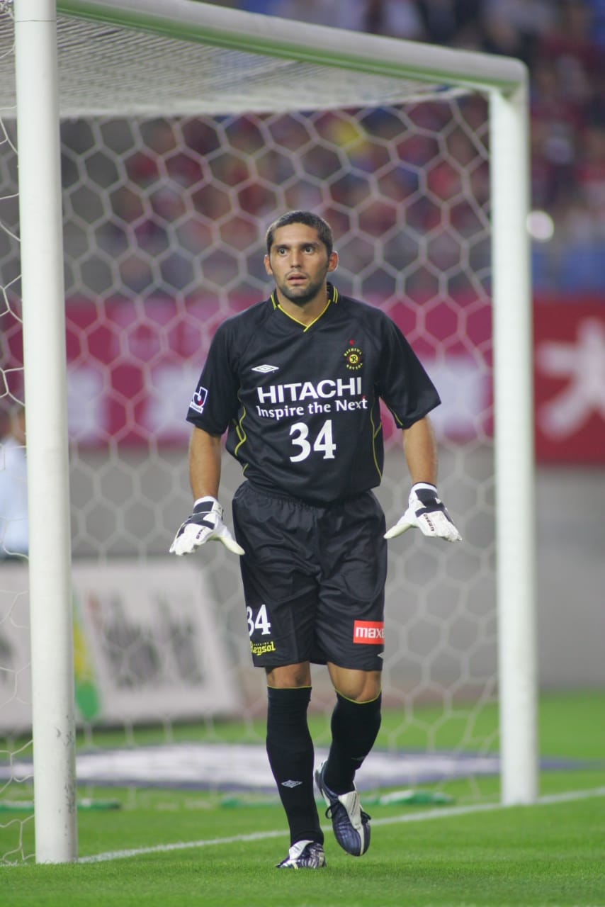 Erikson Noguchipinto, Kiper Kelahiran Brasil yang Jelajahi Kompetisi Jepang dan Pensiun di Thailand