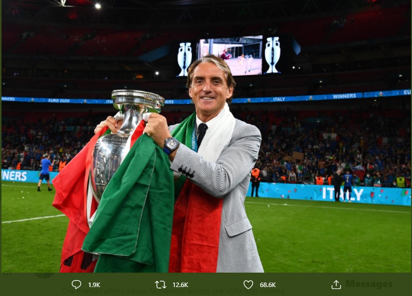 Roberto Mancini Pakai Jam Tangan Khusus Seharga Rp2,7 Miliar di Final Euro 2020