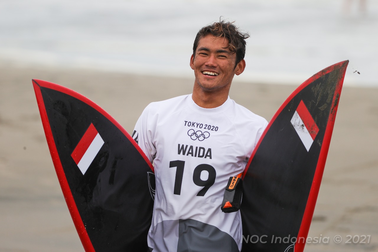 Kalahkan Surfer Nomor Satu, Rio Waida ke Babak 16 Besar WSL G-Land Pro di Banyuwangi