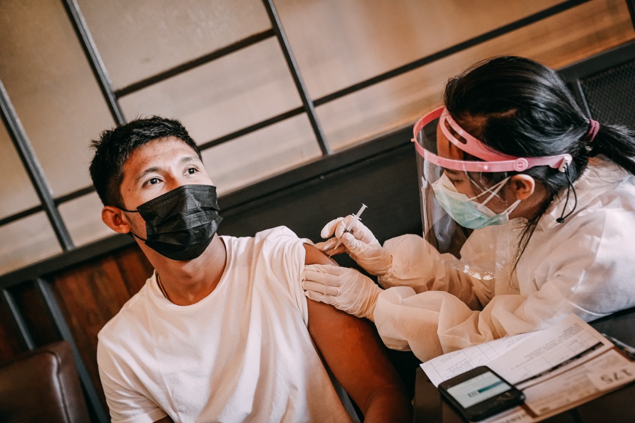 Gratis, Dewa United Surabaya Ajak Masyarakat Jabodetabek Ikut Vaksinasi Kedua