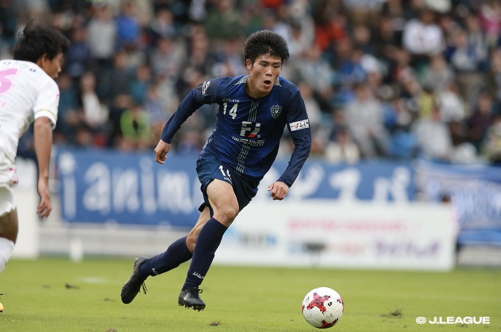 Sebelum Takehiro Tomiyasu, Nasib 2 Bek Lulusan J.League di Liga Inggris