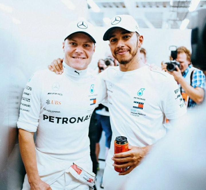 Lewis Hamilton Klarifikasi Ucapan Sinis ke Valtteri Bottas Usai F1 GP Meksiko 2021