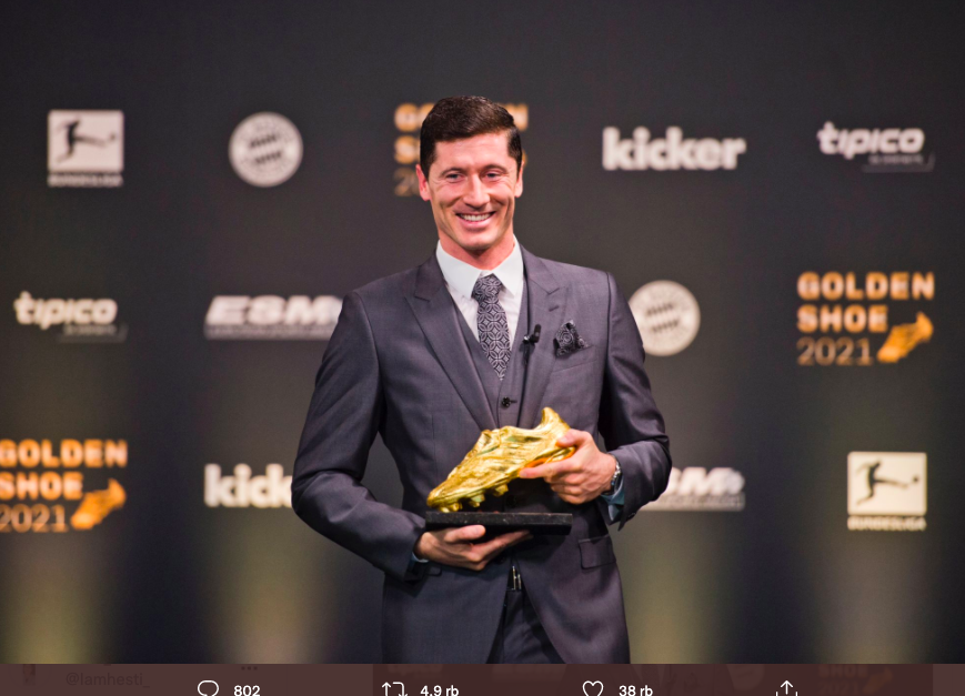 VIDEO: Dapat Sepatu Emas,  Robert Lewandoski Sindir Ronaldo dan Messi