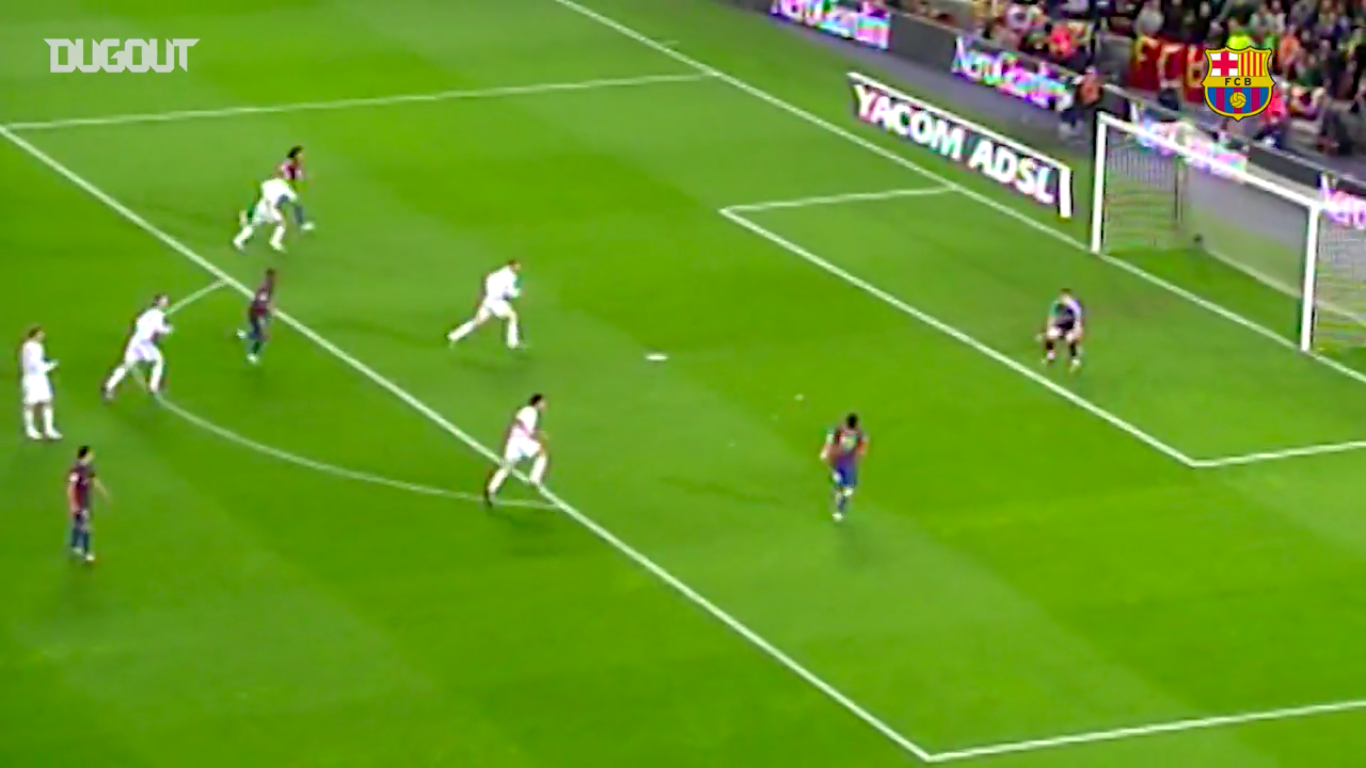 VIDEO: Nostalgia Gol Pertama Lionel Messi di El Clasico 14 Tahun Lalu