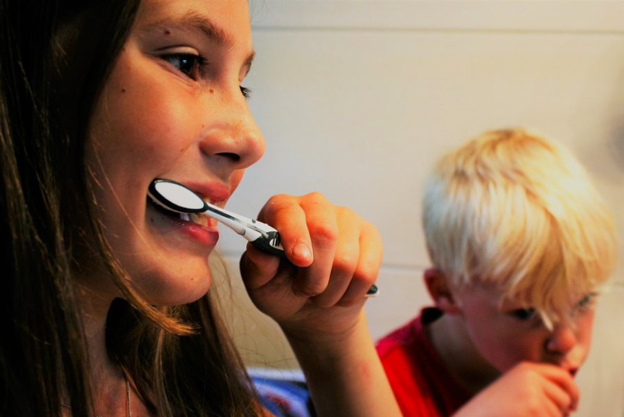 Tips untuk Mencegah Munculnya Karang Gigi