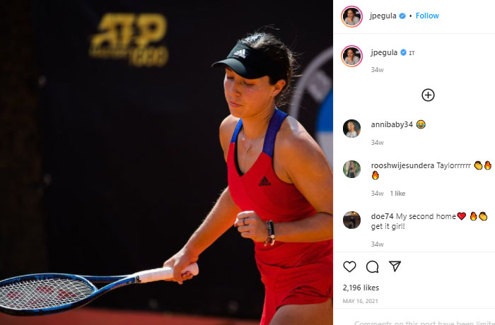 Putri Cantik Miliarder Terry Pegula Berpanas-panas di Lapangan Tenis 