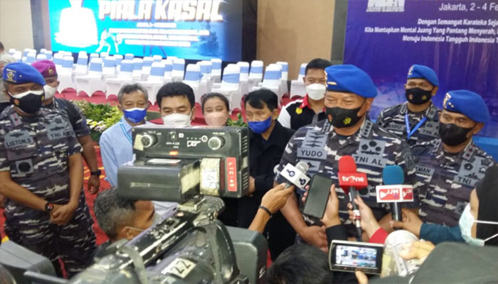 KASAL Laksamana TNI Yudo Margono Mencari Bibit Karateka