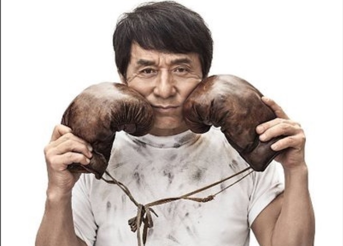 Aktor Jackie Chan Ramaikan Kirab Obor Olimpiade Beijing 2022 di Tembok Besar Cina