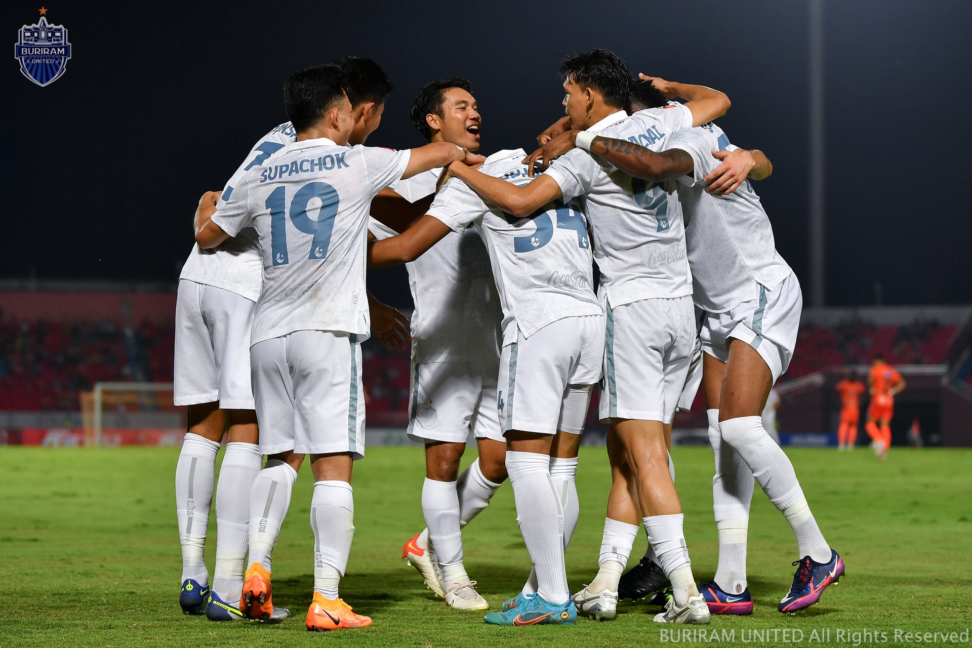 Masuk Pekan Krusial dan Perebutan Juara Liga Thailand 1, Tak Sepanas Liga 1 2021-2022