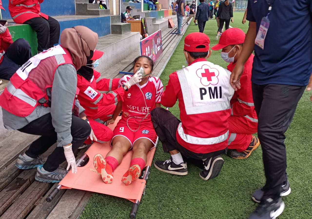 Piala Pertiwi 2021-2022: Pengorbanan Ade Mustikiana saat Bangka Belitung Lawan Papua