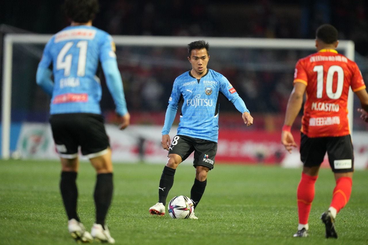 Chanathip Songkrasin  Cetak Gol saat Kawasaki Frontale Menang 8-0 di Liga Champions Asia