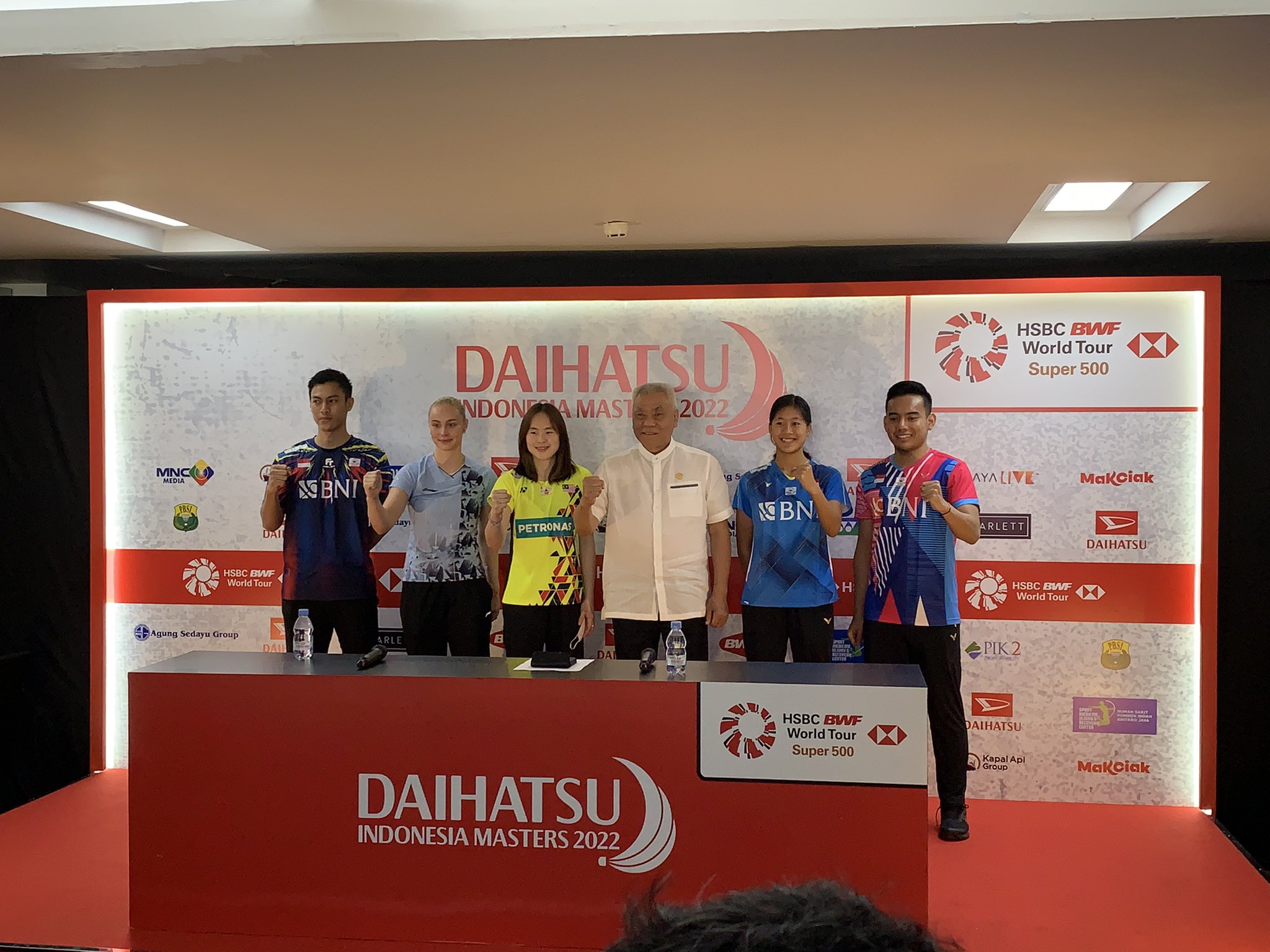 Dapat Tiket Lolos Indonesia Masters 2022, Putri KW Antusias Bermain di Istora Senayan