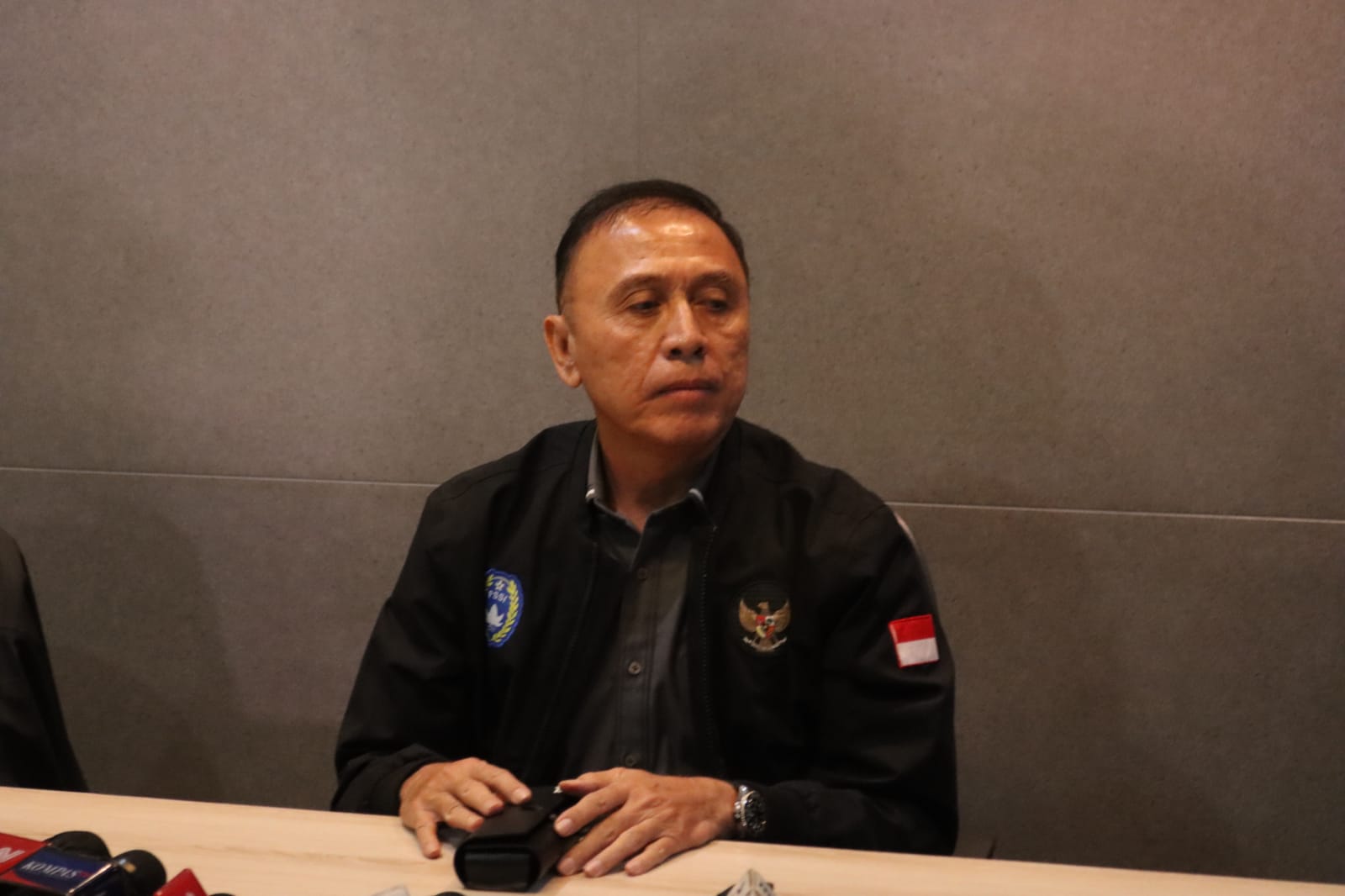 Ketum PSSI Diperiksa Selama 5 Jam di Polda Jatim, Dicecar 45 Pertanyaan oleh Penyidik