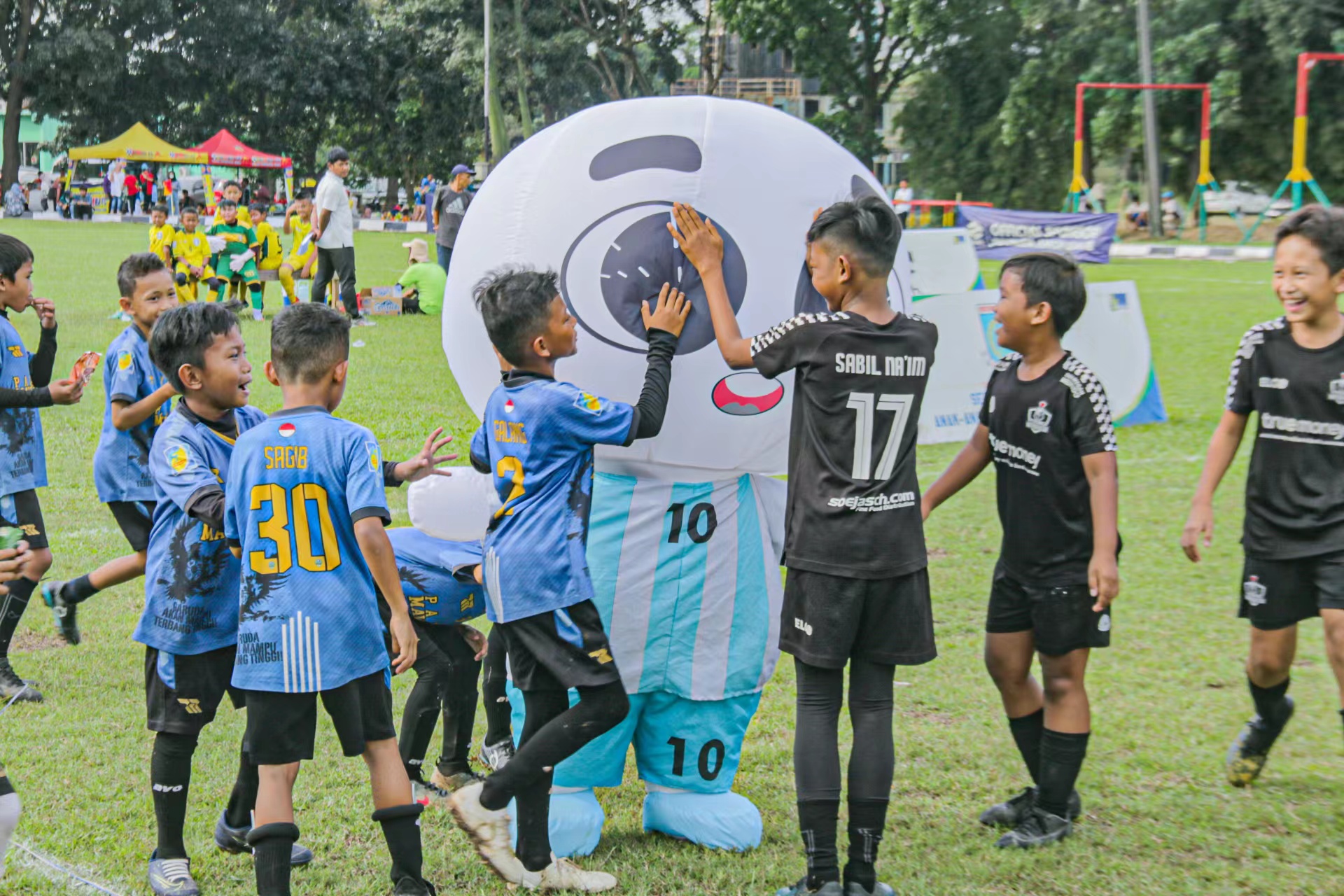 Hari Anak Nasional, IJL Kampanyekan Selamatkan Generasi Muda Indonesia lewat Kompetisi Sepak Bola