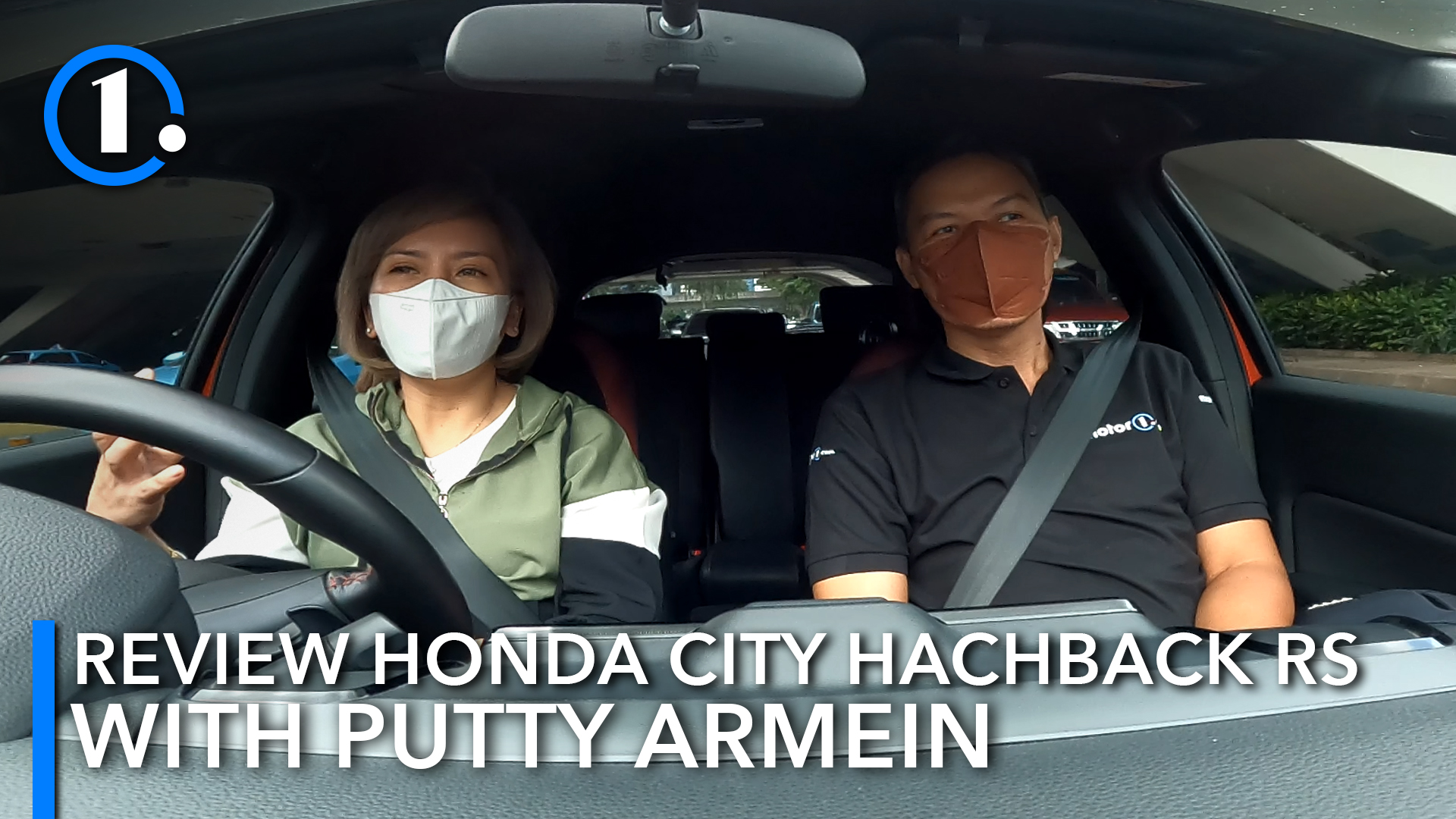 Driving with Athlete: Putty Armein Jajal Honda City Hatchback RS, Belakangnya Lega!