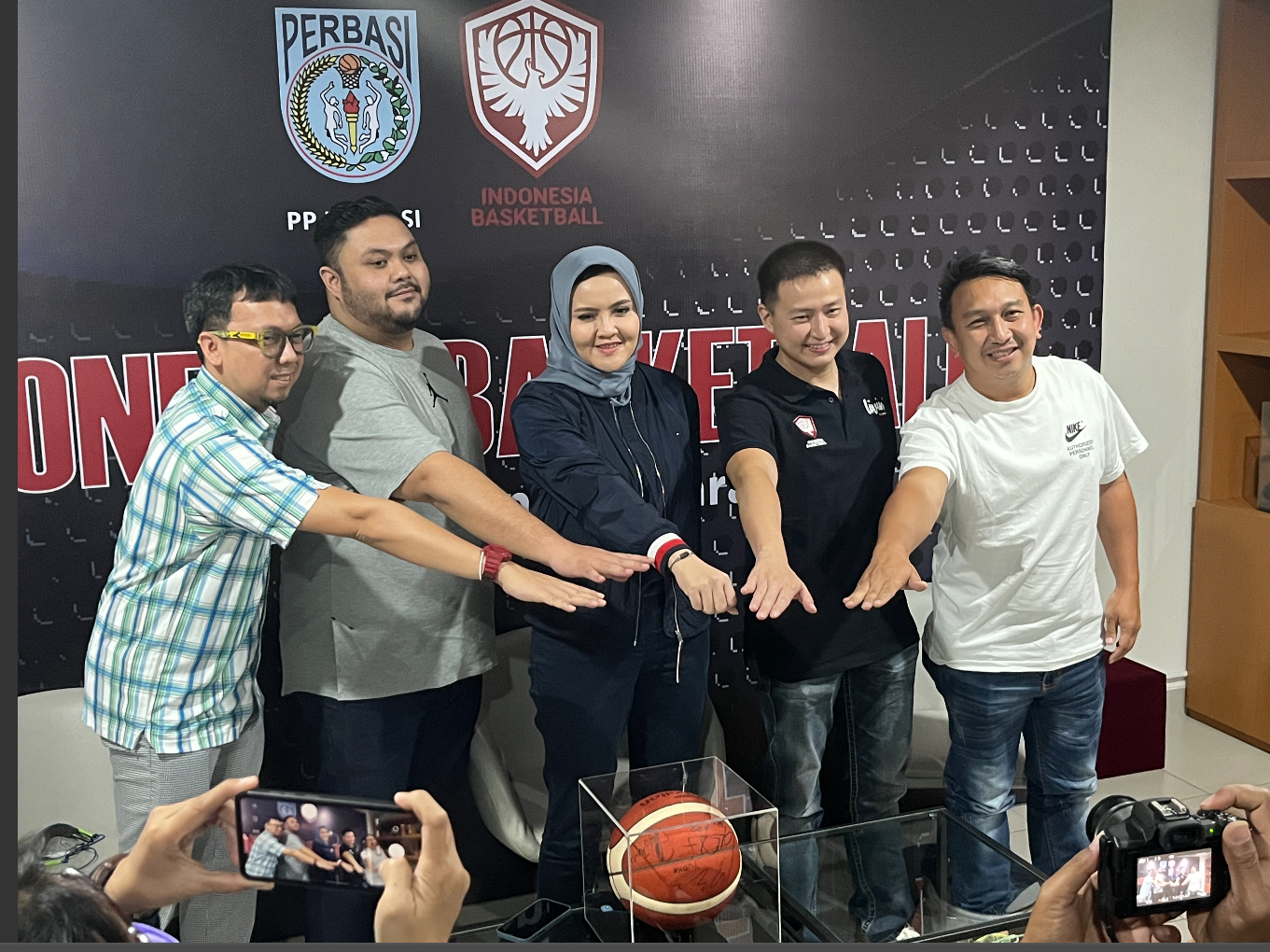 Pebasket Indonesia Berpeluang Jadi Pemain Asing di Kompetisi Basket Asia Tenggara