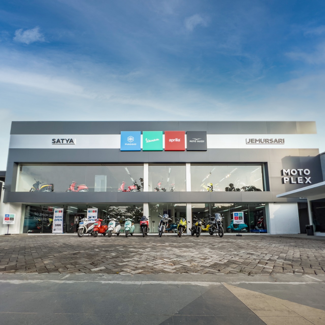 PT Piaggio Indonesia Buka Diler Premium Motoplex 4 Brands di Surabaya