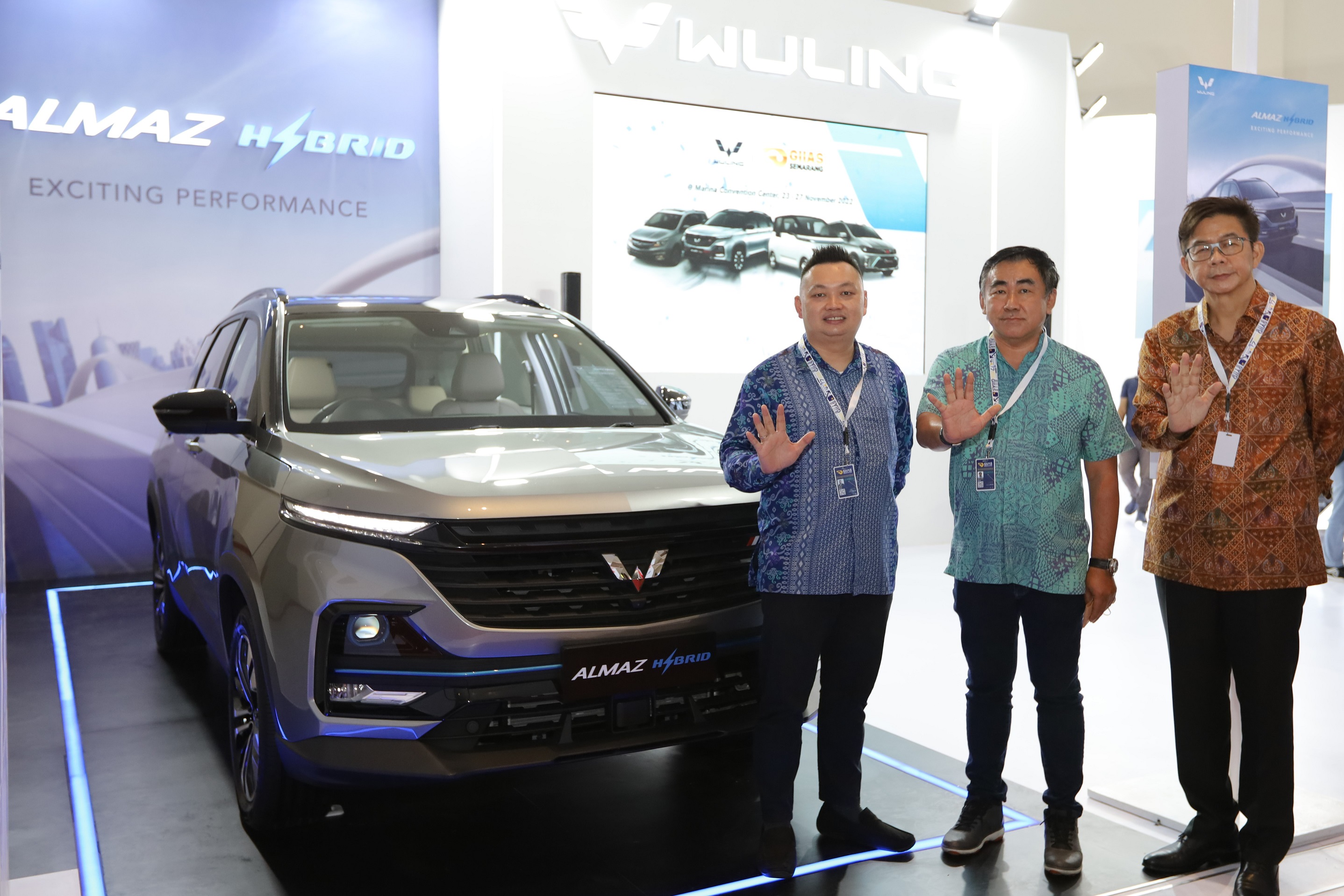 Wuling Almaz Hybrid Dibanderol Rp473,8 Juta dalam GIIAS Semarang 2022