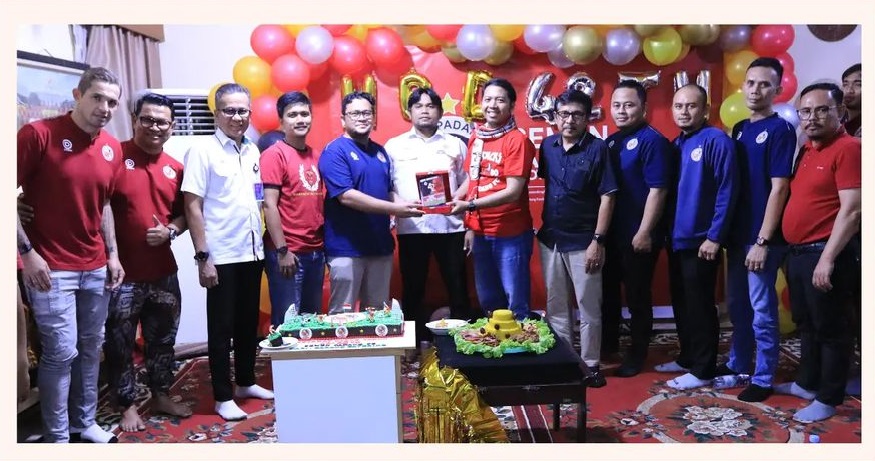 42 Tahun Semen Padang FC: Pelatih, Pemain, dan Manajemen Kabau Sirah Satu Visi